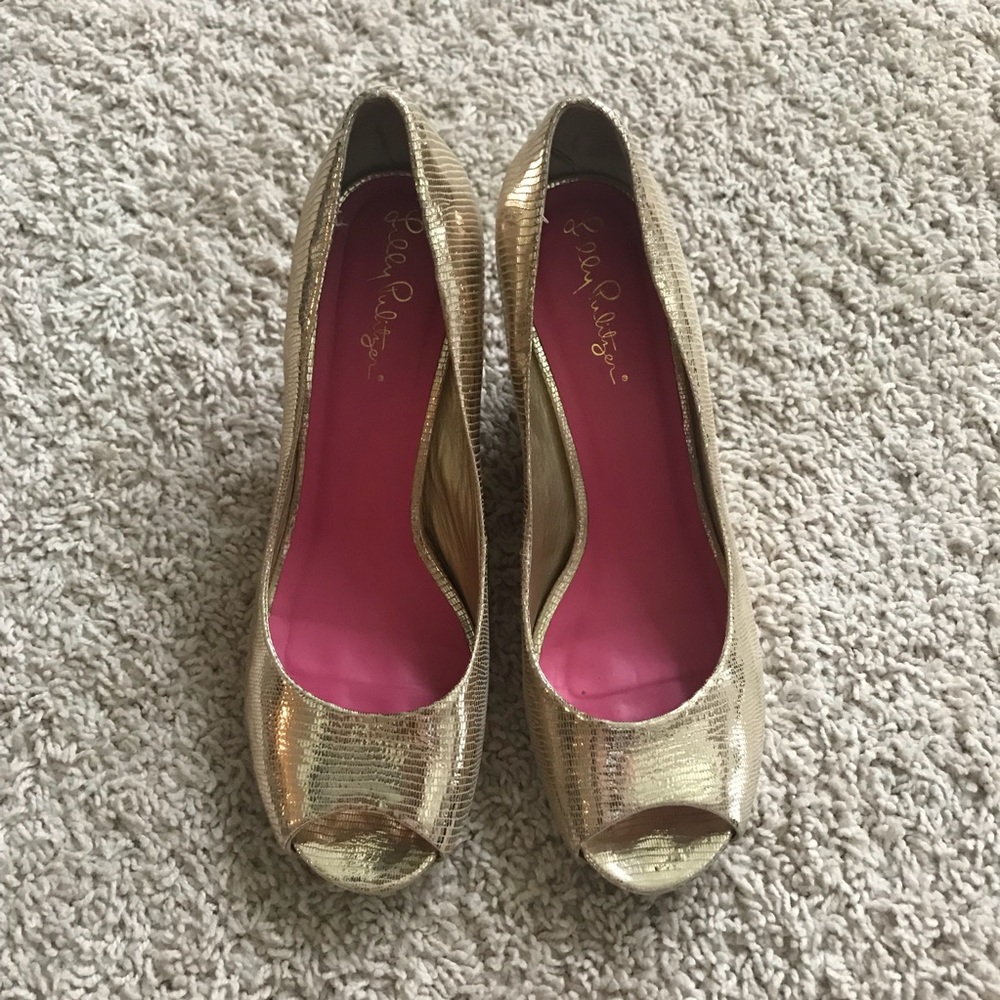 Lilly Pulitzer Gold Wedges